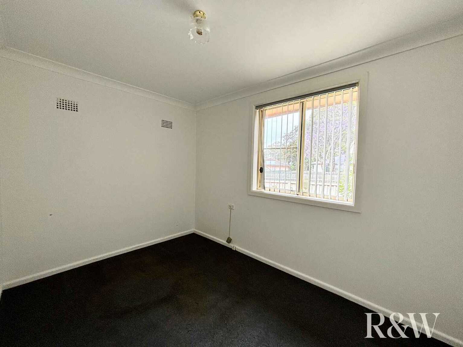 57 Lingayen Avenue Lethbridge Park