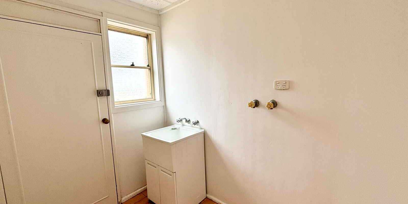 57 Lingayen Avenue Lethbridge Park