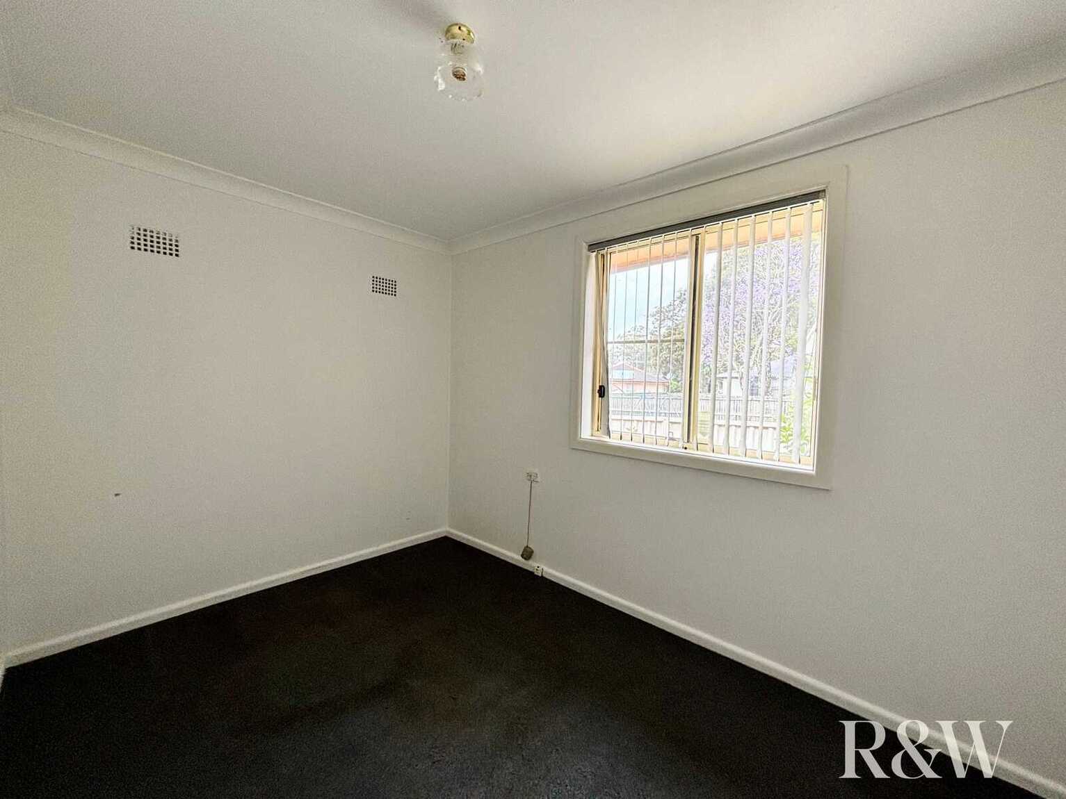 57 Lingayen Avenue Lethbridge Park