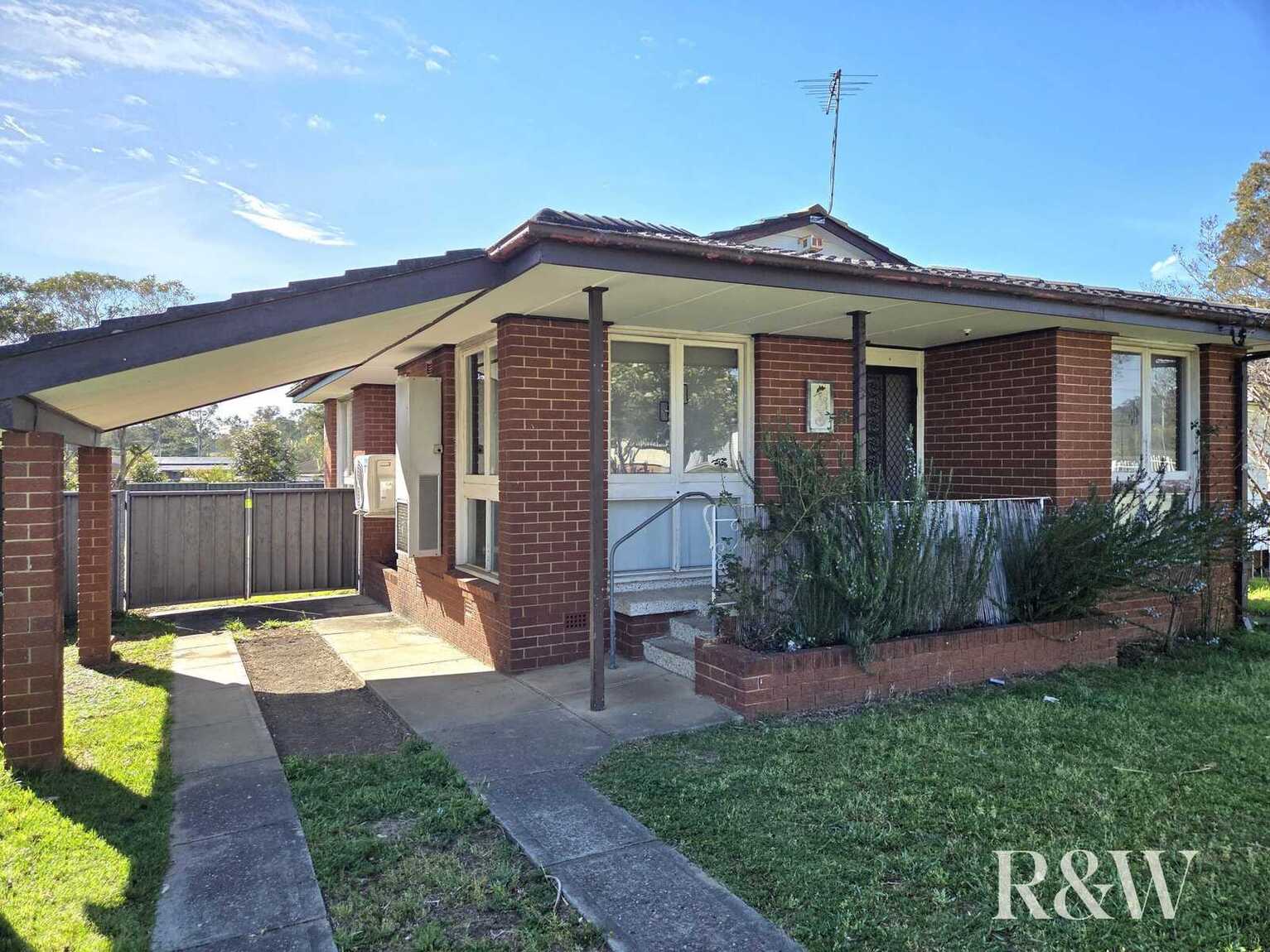 90 Captain Cook Drive Willmot