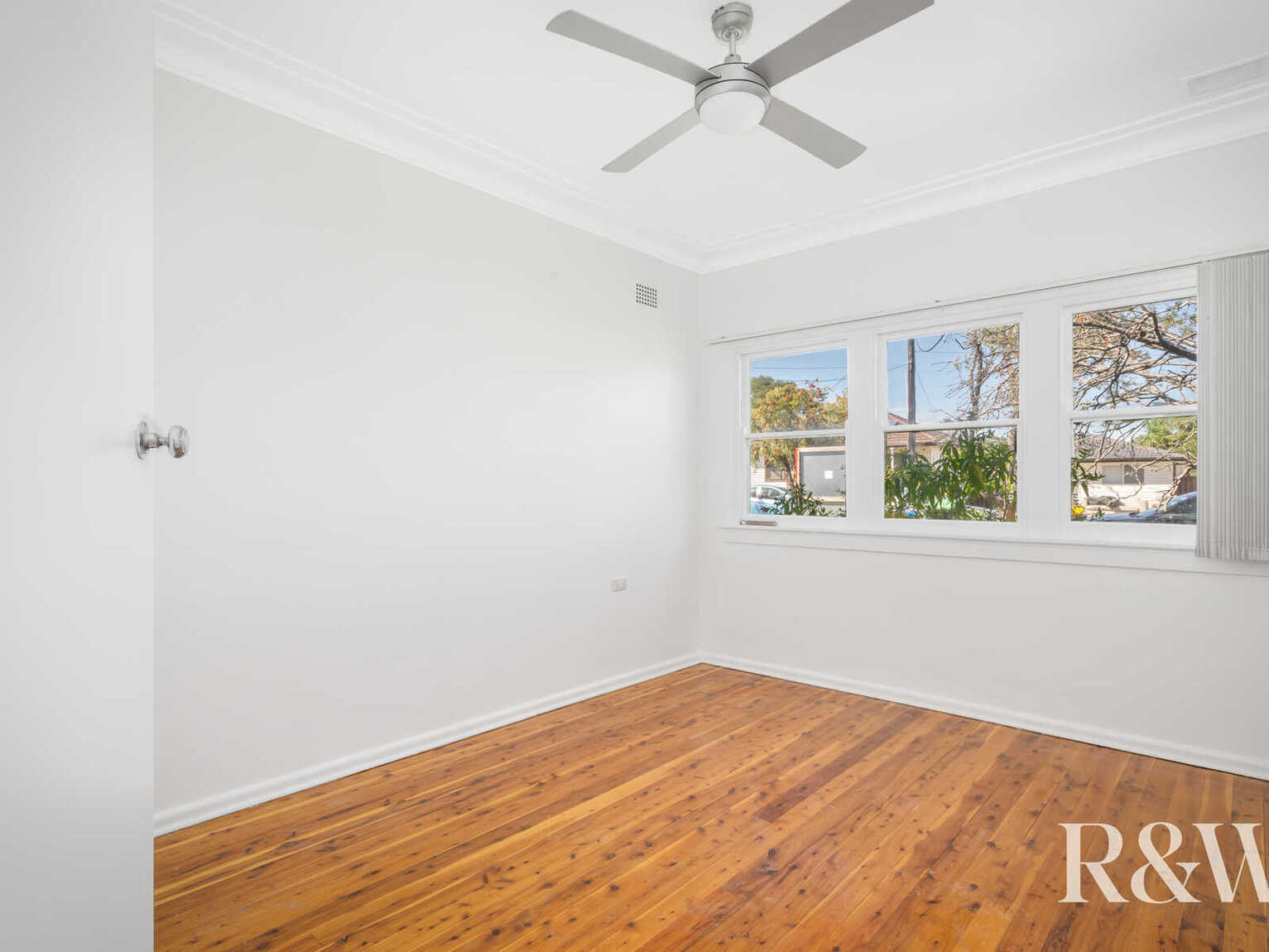 5 Omaroo Avenue Doonside