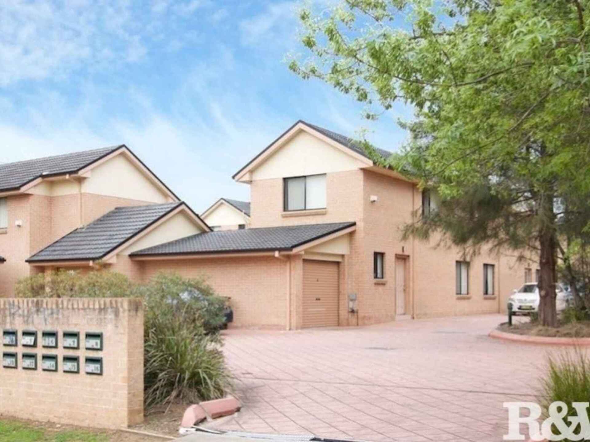 6/28 Carinya Street Blacktown