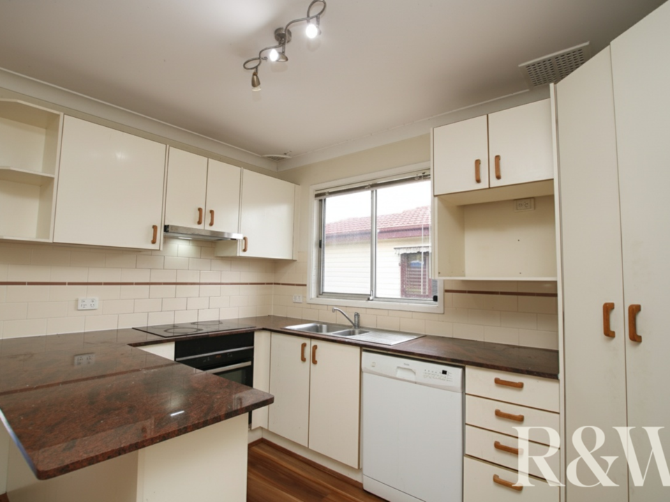 11 Moody Street Rooty Hill