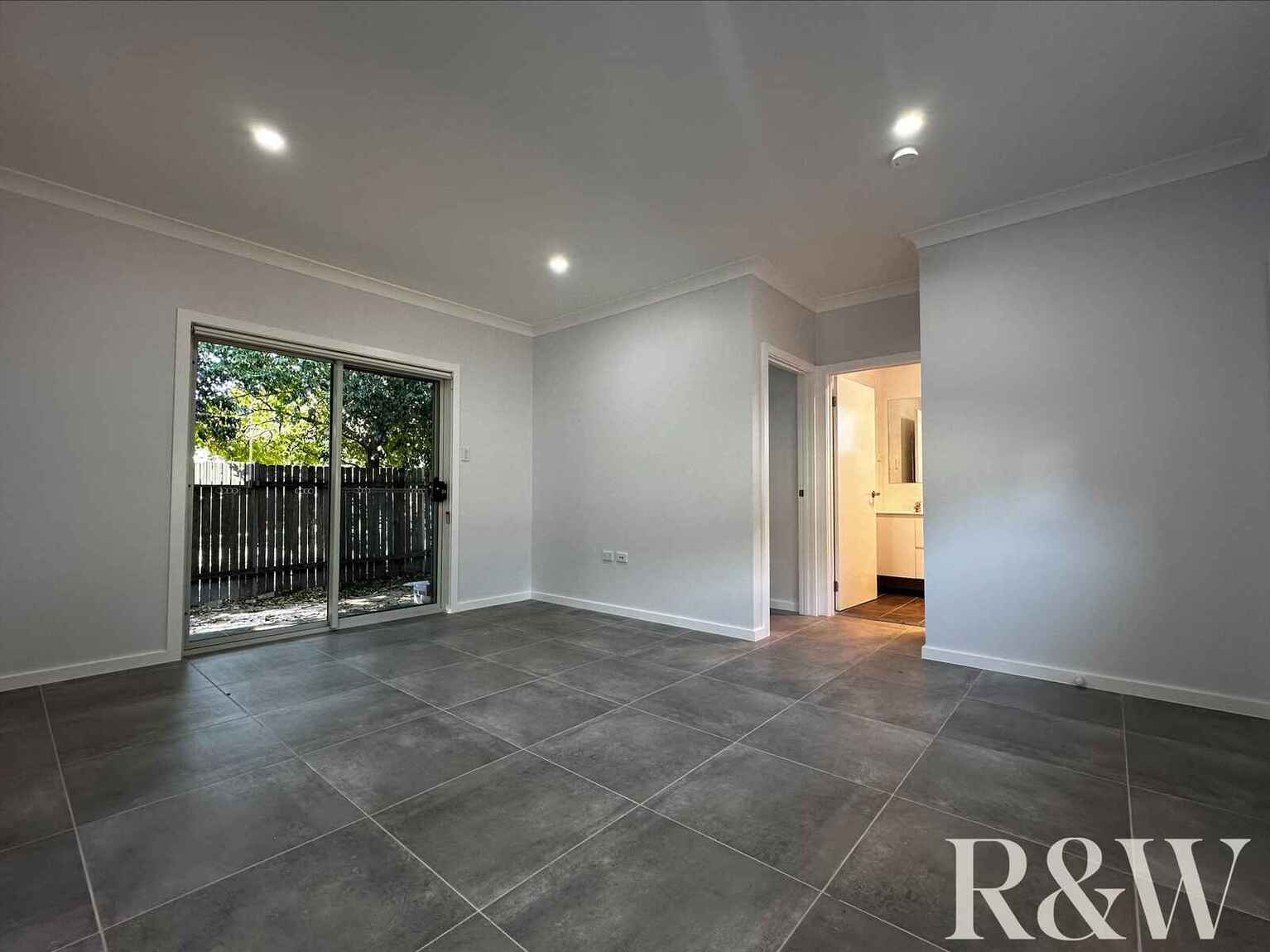 55A Cygnus Close Doonside