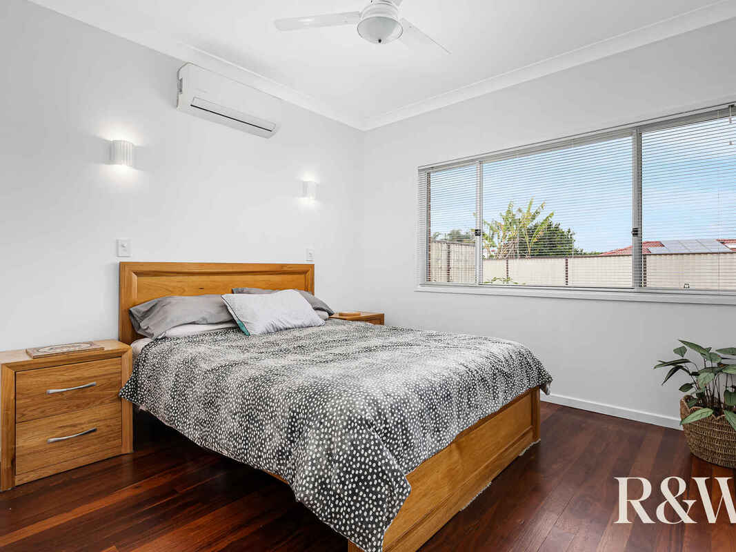 7 Hobson Place Plumpton