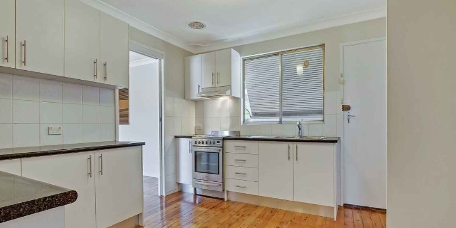 16 Hickler Grove Bidwill