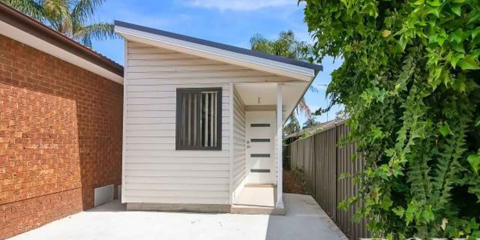 244A Banks Drive St Clair