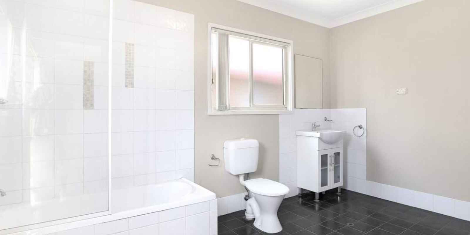 27 Griffiths Street North St Marys