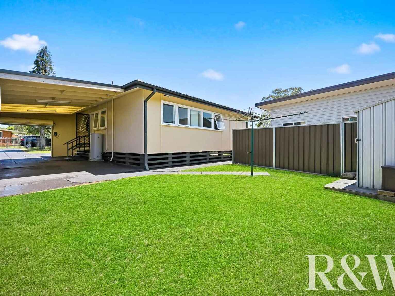 61 Marquesa Crescent Lethbridge Park