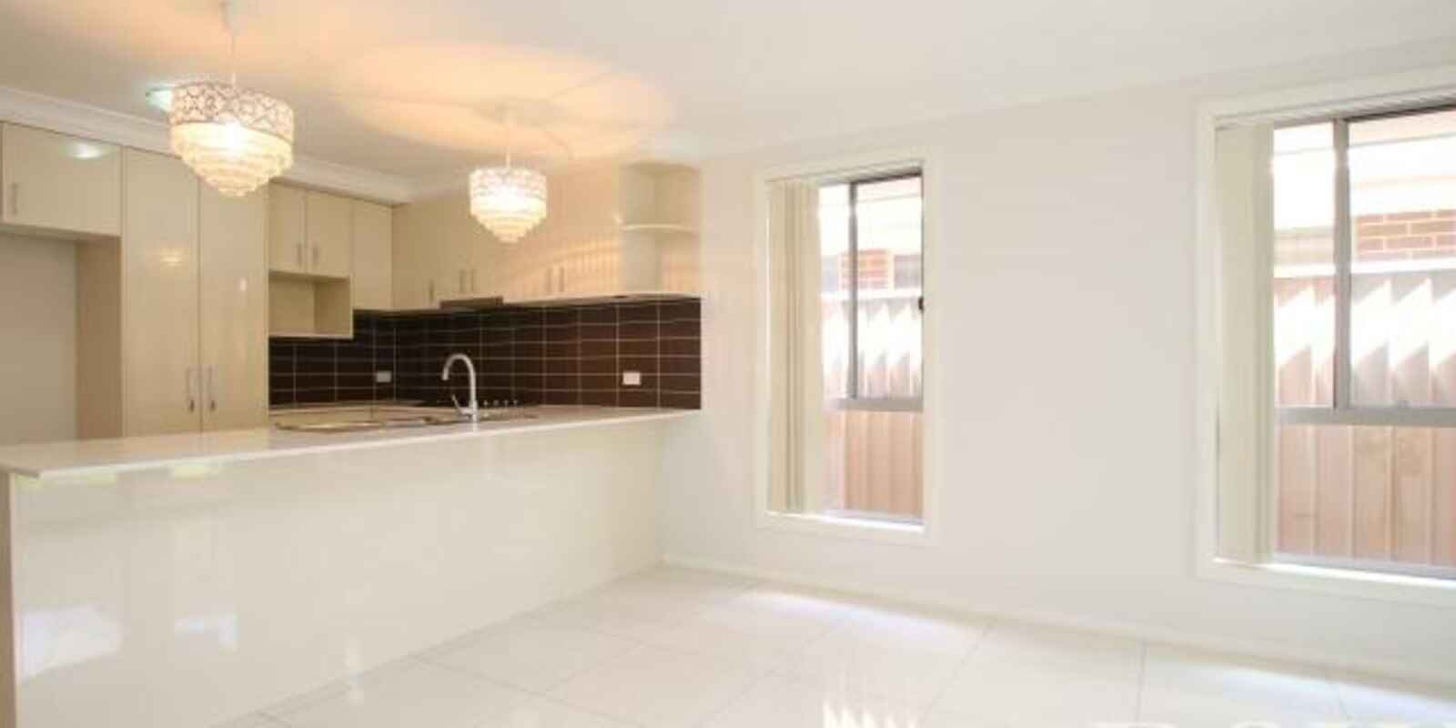 3b Binalong Road Jordan Springs