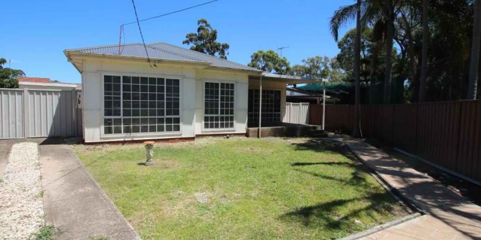 8 Waugh Crescent Blacktown