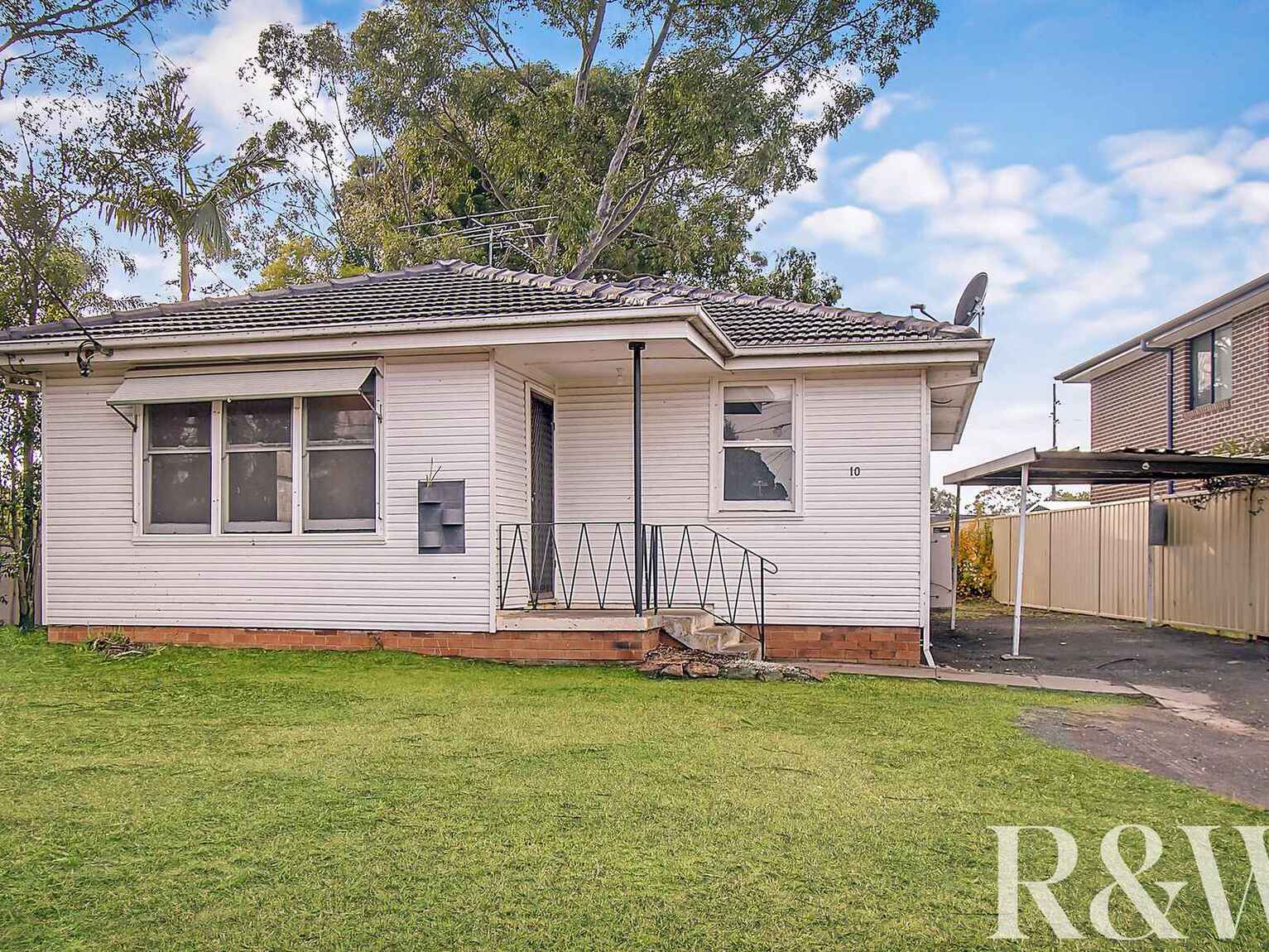 10 Cedar Crescent North St Marys