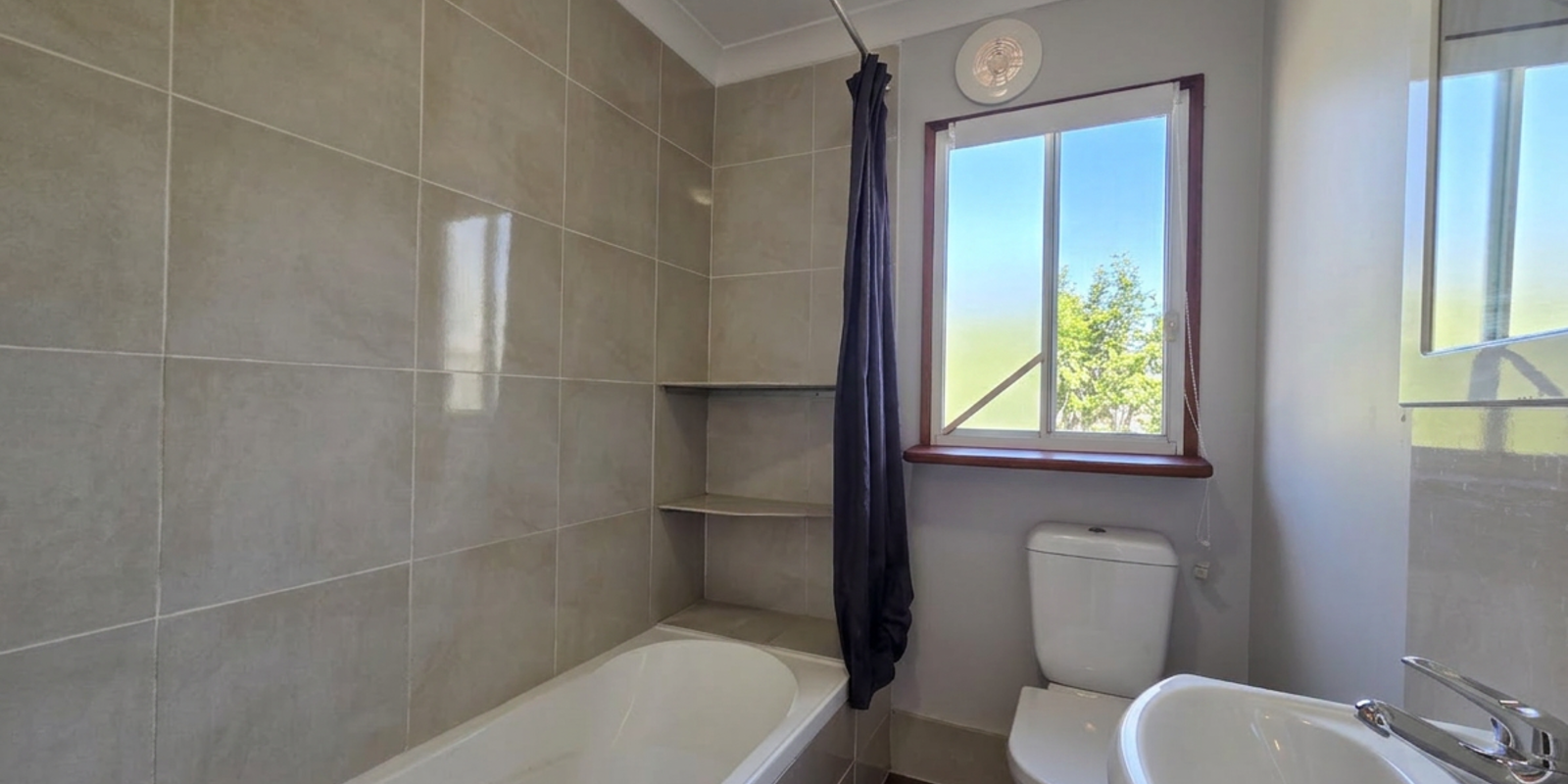 15 Kurama Crescent Whalan