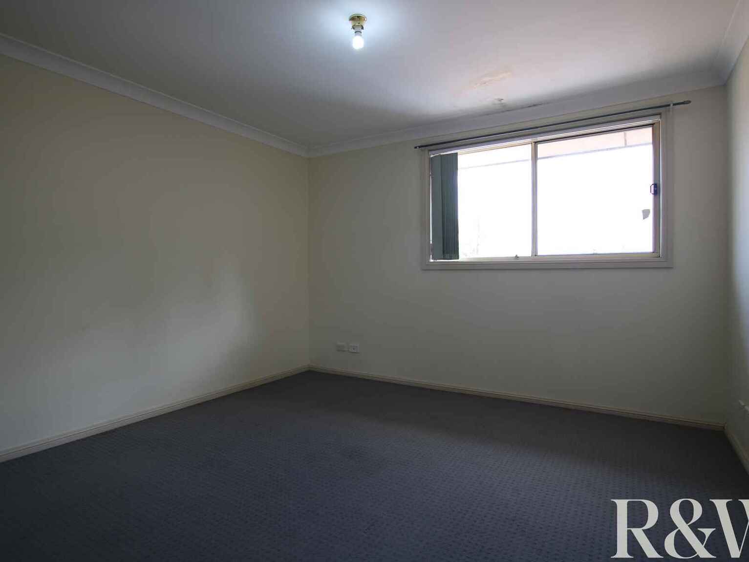 15/2 Charlotte Road Rooty Hill