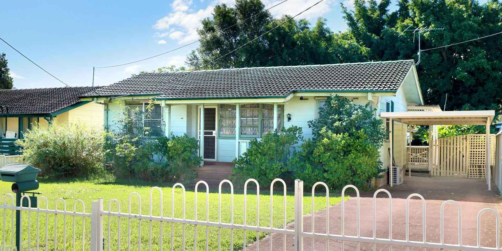 15 Halinda Street Whalan