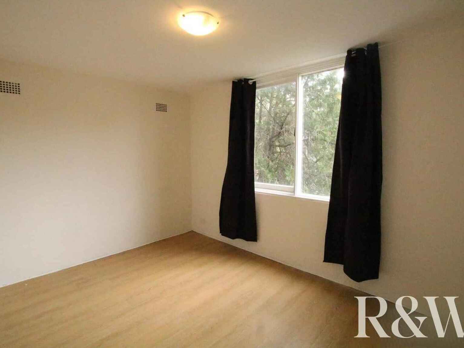 3/31 Dartbrook Road Auburn