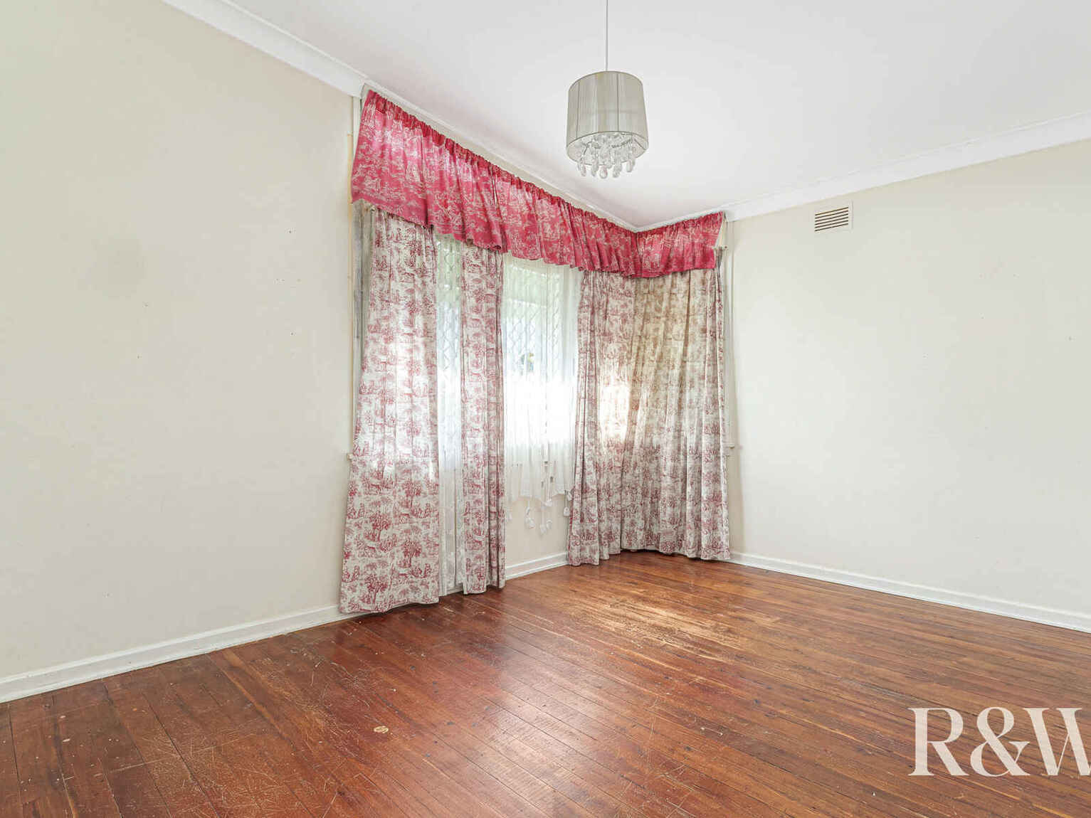 12 Fitzgerald Crescent Blackett 12 Fitzgerald Crescent Blackett