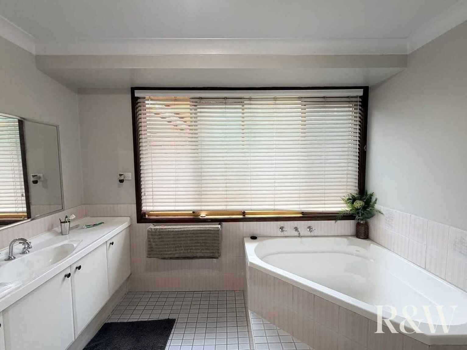 14 Gosse Place Bonnyrigg Heights