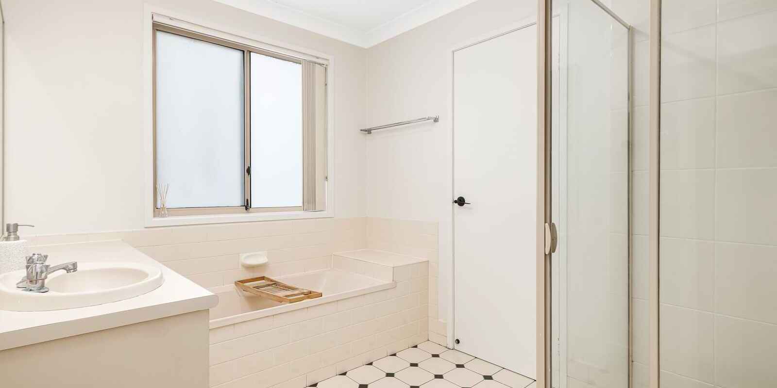 9A Dimascio Place Oakhurst 9A Dimascio Place Oakhurst