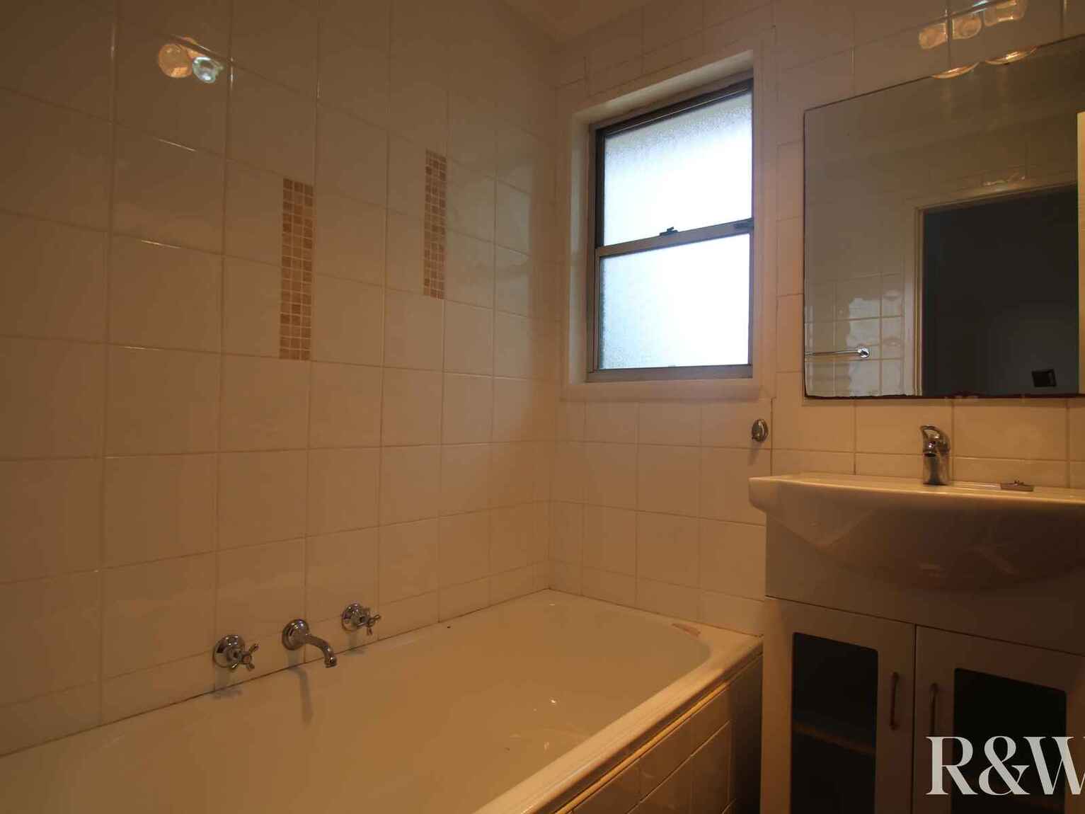4 Melkarth Place Doonside
