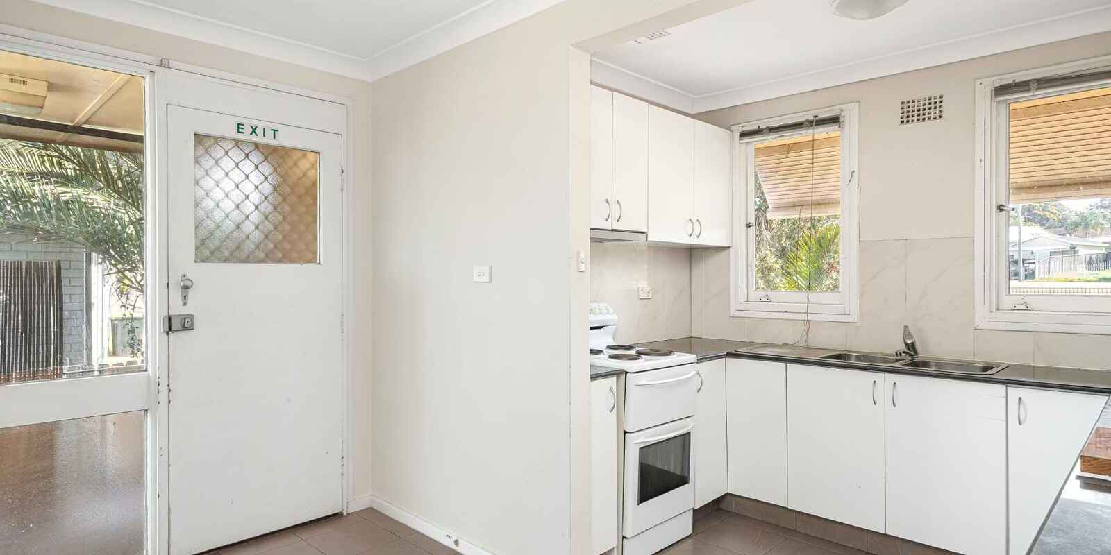 78 Captain Cook Drive Willmot