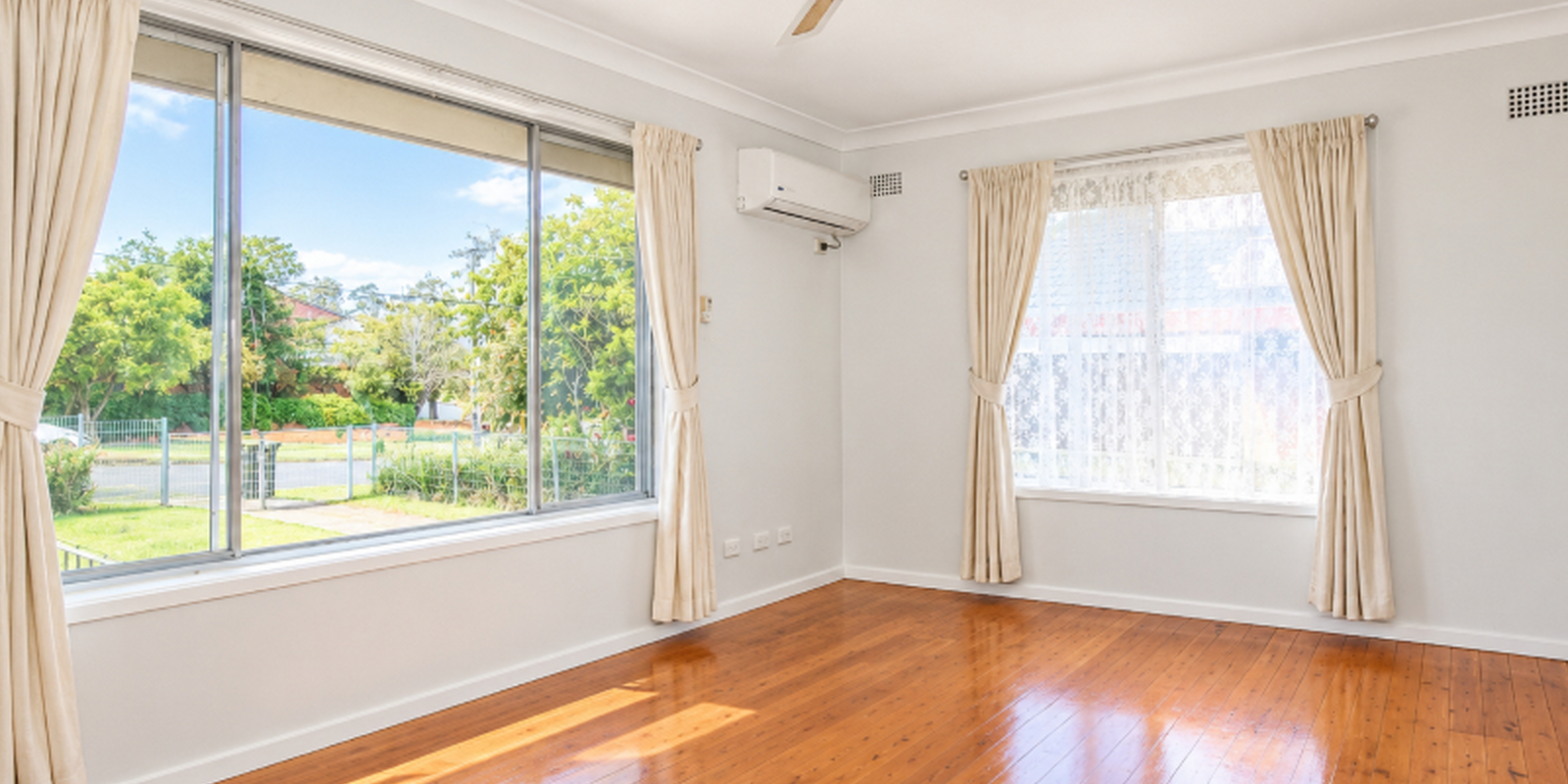 25 Sheba Crescent South Penrith
