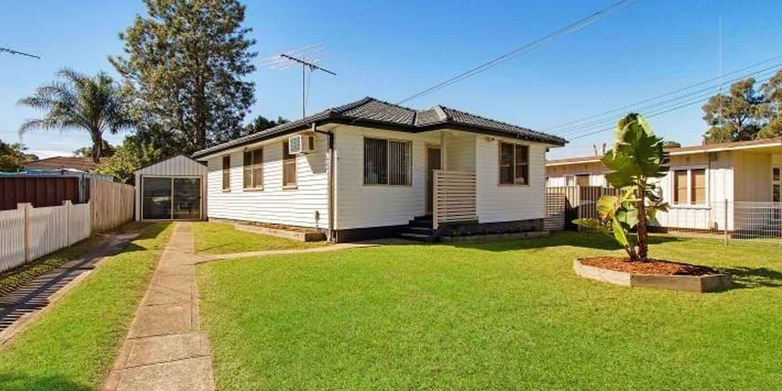 7 Luzon Avenue Lethbridge Park