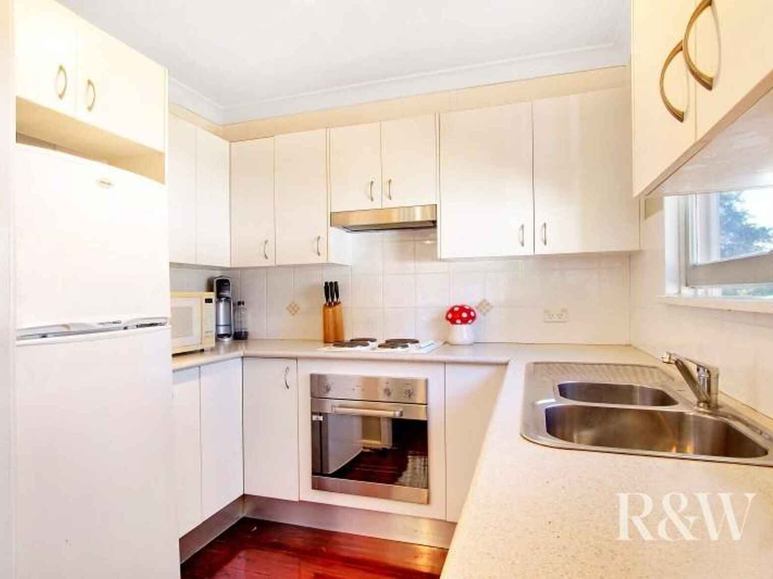 7 Luzon Avenue Lethbridge Park
