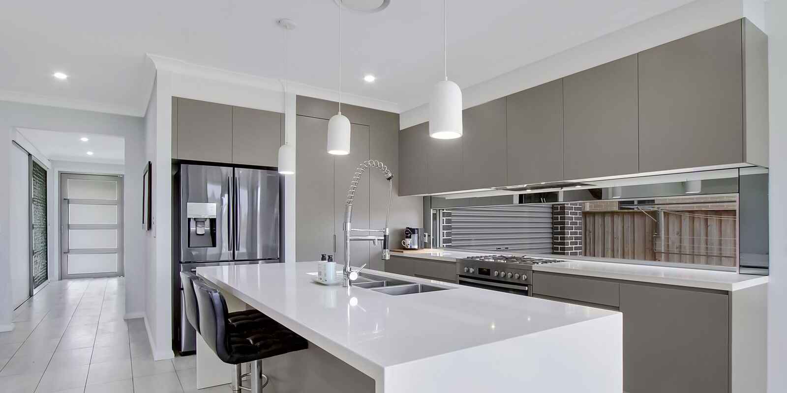8 Aspect Crescent Colebee
