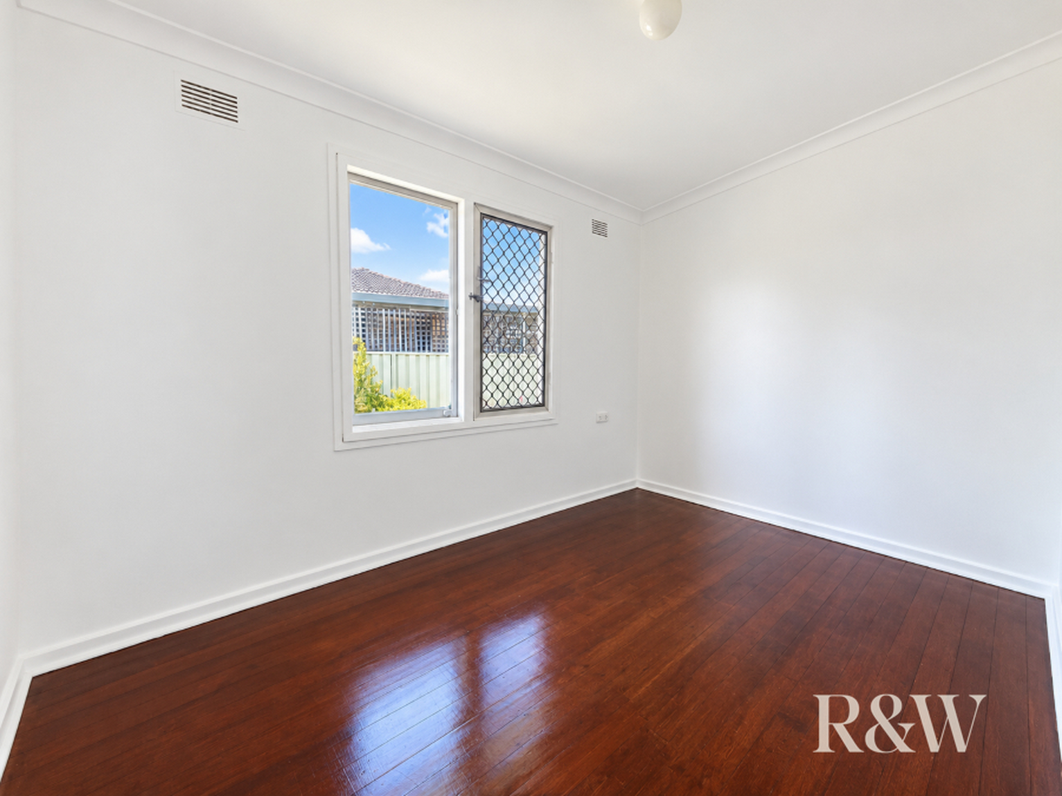 12 Fitzgerald Crescent Blackett