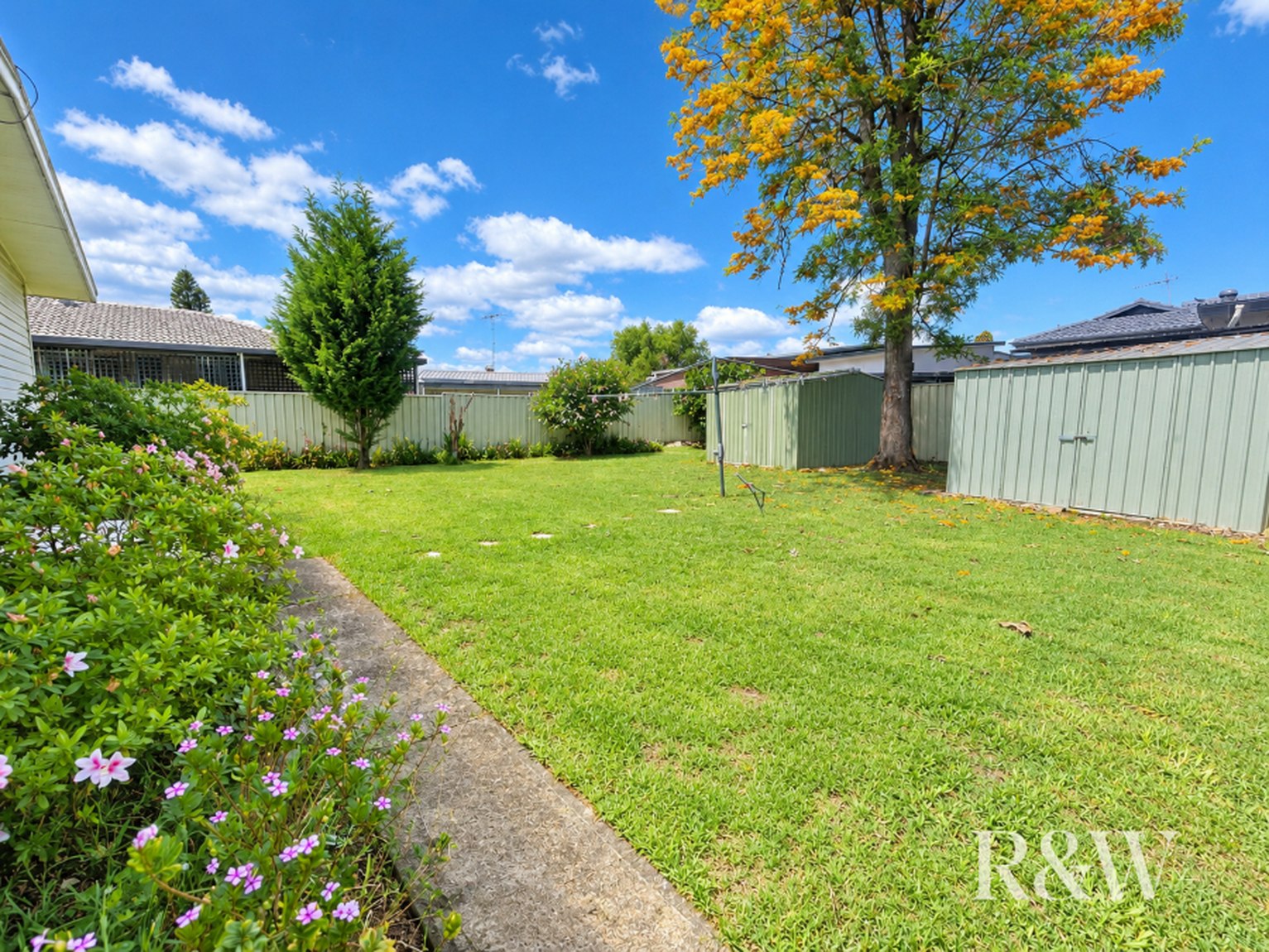 12 Fitzgerald Crescent Blackett